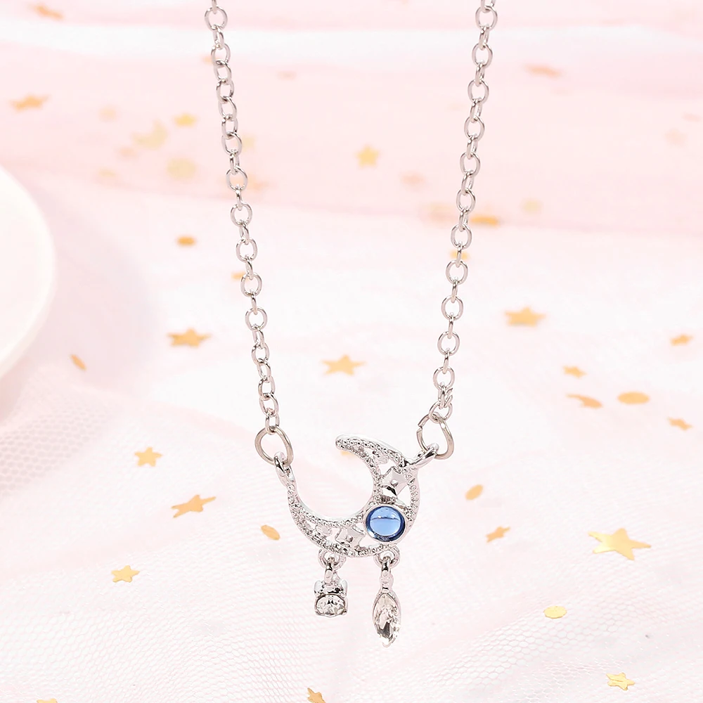 

Sweet Romantic Moon Pendant Necklace Trendy Shiny Luxurious Rhinestones Silver Color Jewelry Necklace for Girl Party Gift