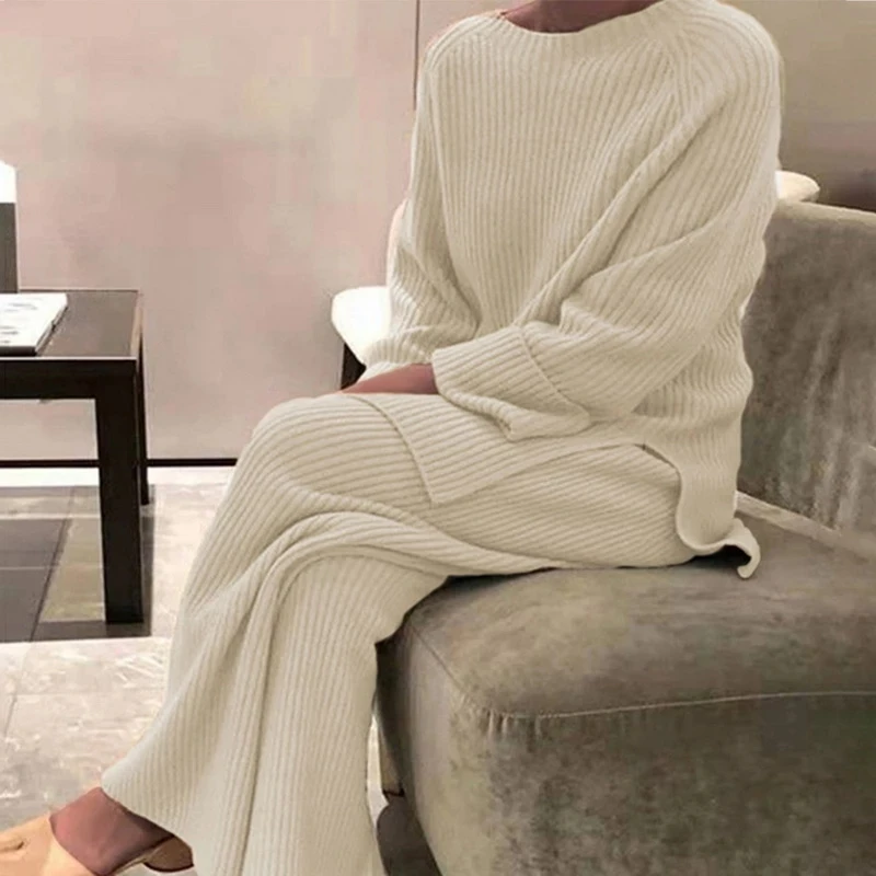 2022 Knitted Sweater Suit Women Casual Solid Color O-Neck Pullovers+Pants Suit Female Autumn Winter Soft Two Piece Set Homewear
2022 Knitted Sweater Suit Women Casual Solid Color O-Neck Pullovers+Pants Suit Female Autumn Winter Soft Two Piece Set Homewear