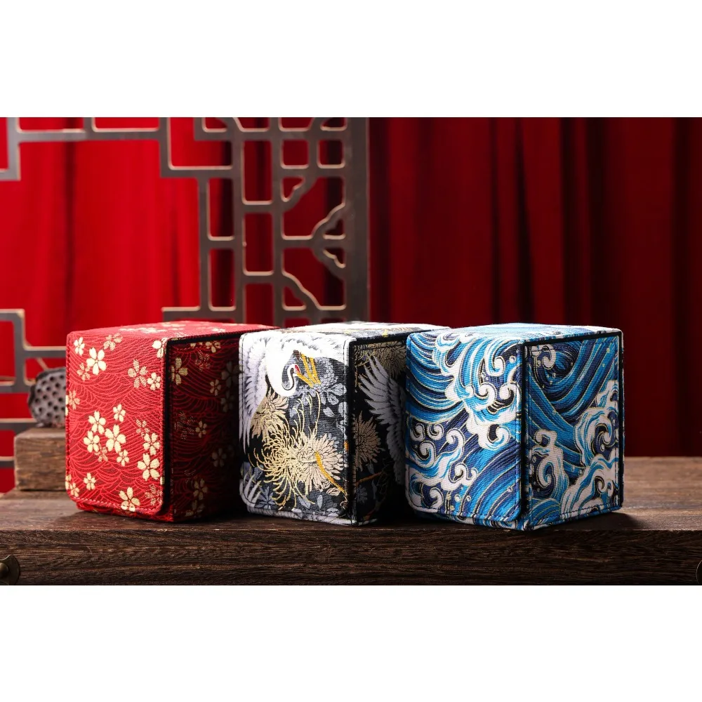 Gold Stamping Brocade Cloth Clamshell Card Box Be Used for Board Role-playing Games Yu-Gi-Oh Pokemon/PTCG FAB MTG
Gold Stamping Brocade Cloth Clamshell Card Box Be Used for Board Role-playing Games Yu-Gi-Oh Pokemon/PTCG FAB MTG