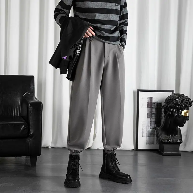 Pleated Straight Pants Men's Fashion Casual Suit Pants Men Streetwear Loose Ice Silk Trousers Mens Wide Leg Pants 2023 R98
Pleated Straight Pants Men's Fashion Casual Suit Pants Men Streetwear Loose Ice Silk Trousers Mens Wide Leg Pants 2023 R98