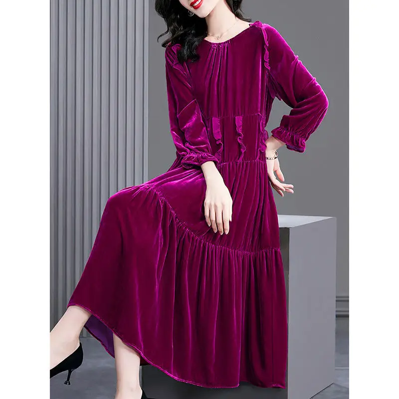 Red velvet dress female autumn and winter 2022 new high -end luxury temperament fashion foreign long sleeve o neck dress female
Red velvet dress female autumn and winter 2022 new high -end luxury temperament fashion foreign long sleeve o neck dress female