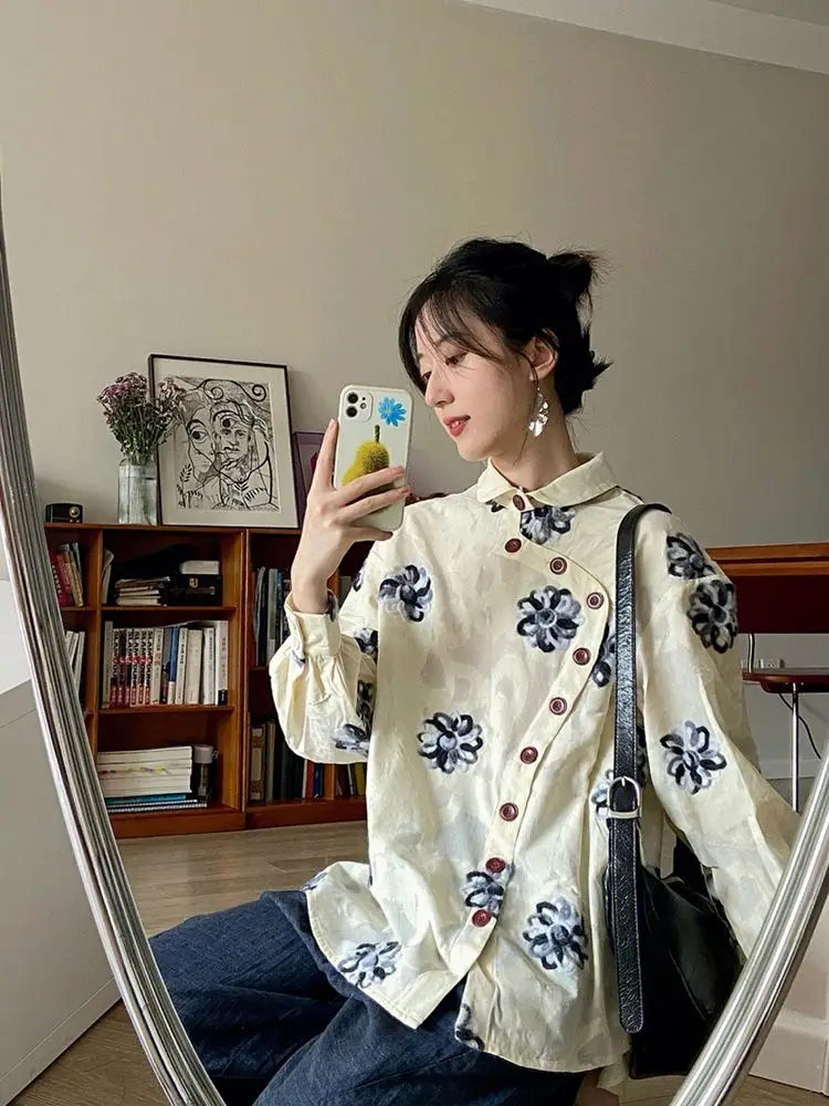 2023 new Chinese style traditional women floral blouse elegant casual daily tangsuits shirt lady graceful qipao collar top
2023 new Chinese style traditional women floral blouse elegant casual daily tangsuits shirt lady graceful qipao collar top