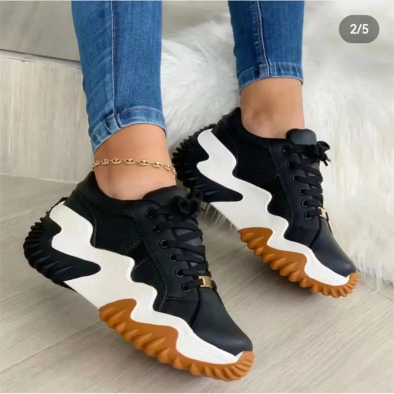 2023 Style Women's Boots Solid Color Light Mouth Women's Casual Platform Sneakers Summer Thick Sole Large Canvas Casual Shoes
2023 Style Women's Boots Solid Color Light Mouth Women's Casual Platform Sneakers Summer Thick Sole Large Canvas Casual Shoes