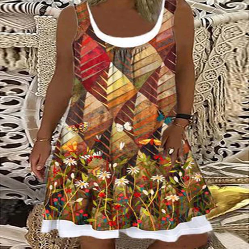 Платье-миди с цветочным принтом, без рукавов, на бретелях 
Платье-миди с цветочным принтом, без рукавов, на бретелях