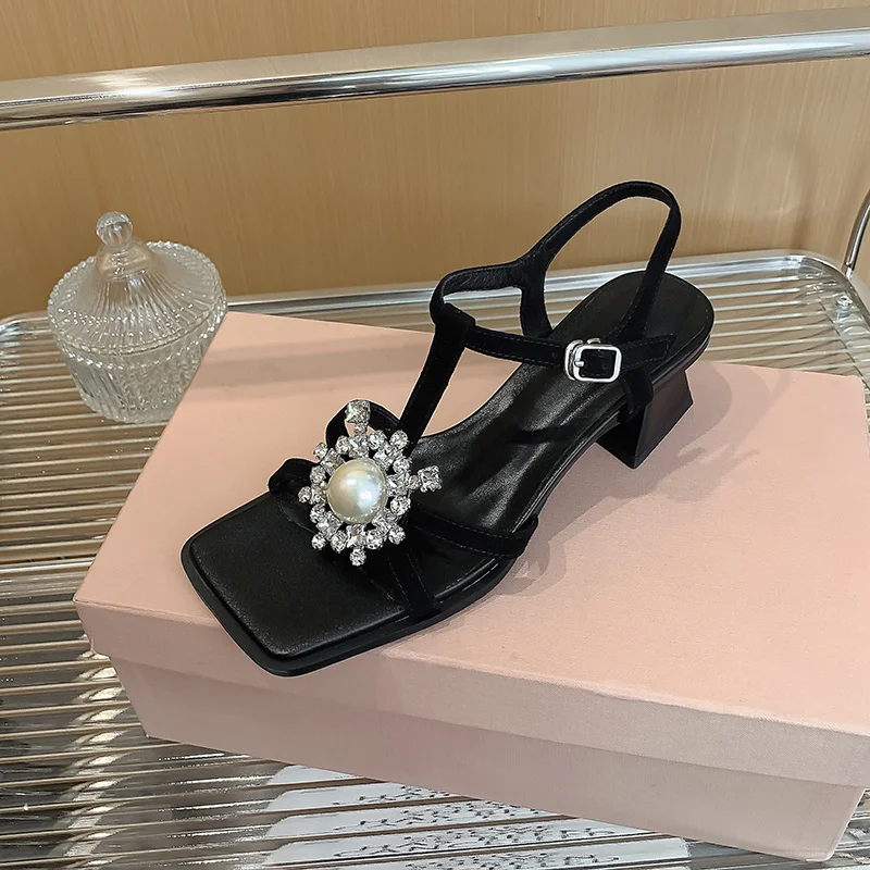 Square Summer Elegant Heels Kide Suede Open Toe Crystal Sandles With Pearls Daily Outwear Beach Sandals For Women
Square Summer Elegant Heels Kide Suede Open Toe Crystal Sandles With Pearls Daily Outwear Beach Sandals For Women
