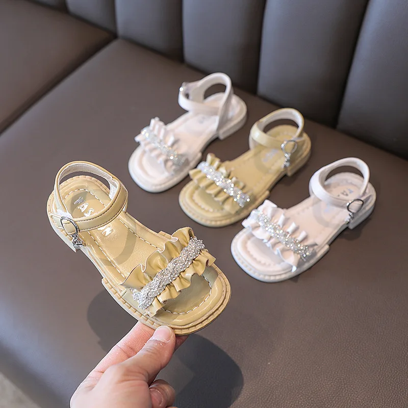 2022 Summer New Flats Girls Sandals Open Toe Korean Fashion Rhinestone Lace Children Princess Shoes Non-slip Kids Beach Sandals
2022 Summer New Flats Girls Sandals Open Toe Korean Fashion Rhinestone Lace Children Princess Shoes Non-slip Kids Beach Sandals