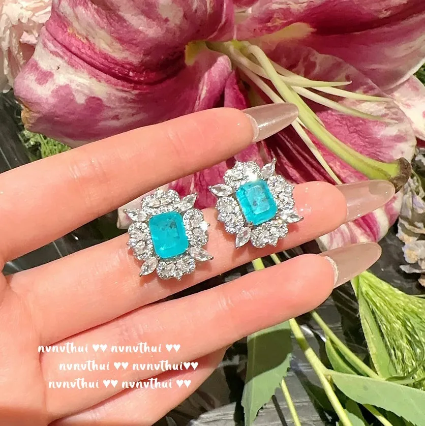 2023 New Exquisite Luxury 925 Silver Square Paraiba Tourmaline Earring Stud for Women Wedding Trendy Vintage Earing Fine Jewelry
2023 New Exquisite Luxury 925 Silver Square Paraiba Tourmaline Earring Stud for Women Wedding Trendy Vintage Earing Fine Jewelry