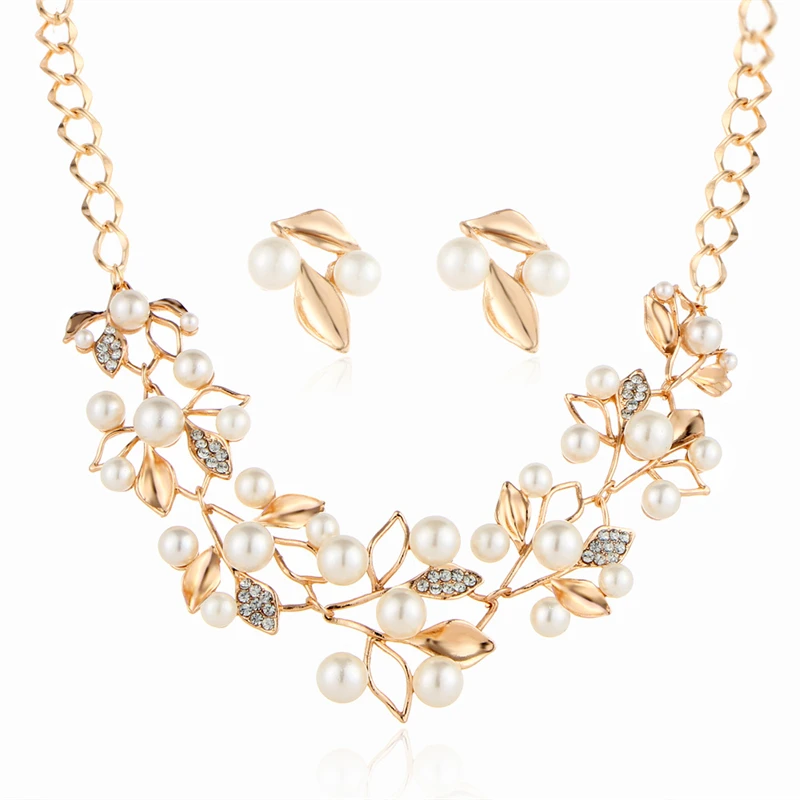 Fashion Pearl Jewelry Set Gold Color Leaf Metal Chain Wedding Jewelry Vintage French Bride Necklace Earrings
Fashion Pearl Jewelry Set Gold Color Leaf Metal Chain Wedding Jewelry Vintage French Bride Necklace Earrings