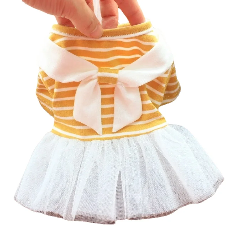 Fashion Pet Dog Clothes, Summer Thin Cotton Dress, Breathable and Comfortable for Small and Medium French Bullfighting Yorkshire
Fashion Pet Dog Clothes, Summer Thin Cotton Dress, Breathable and Comfortable for Small and Medium French Bullfighting Yorkshire