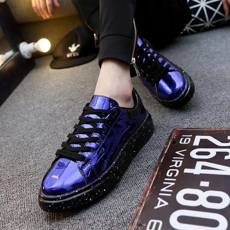 Star Fashion Lacquer Leather Brightened British Casual Leather Shoes Thick Sole Korean Men's Cricket Shoes
Star Fashion Lacquer Leather Brightened British Casual Leather Shoes Thick Sole Korean Men's Cricket Shoes