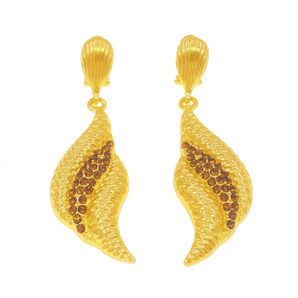 Women's Vintage Gold Plated Drop Shape Party Earrings Wedding Earrings Women's Earrings Jewelry Wholesale Free Shipping
Women's Vintage Gold Plated Drop Shape Party Earrings Wedding Earrings Women's Earrings Jewelry Wholesale Free Shipping