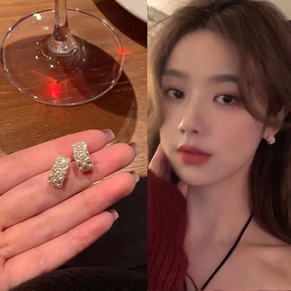 Элегантные серьги Стразы из искусственного жемчуга, кольца для дам, индивидуальный дизайн, геометрические круглые серьги
Элегантные серьги Стразы из искусственного жемчуга, кольца для дам, индивидуальный дизайн, геометрические круглые серьги