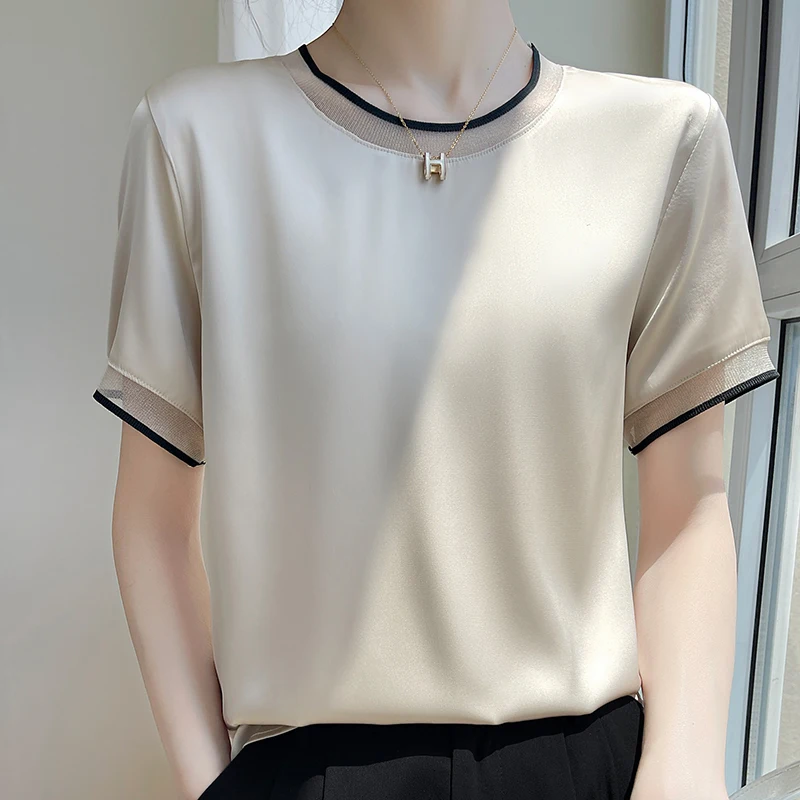 2023 Spring/Summer New Silk O-Neck Short Sleeve T-shirt Women's Mesh Spliced V-Neck Satin Pullover Tank Top T-shirt
2023 Spring/Summer New Silk O-Neck Short Sleeve T-shirt Women's Mesh Spliced V-Neck Satin Pullover Tank Top T-shirt