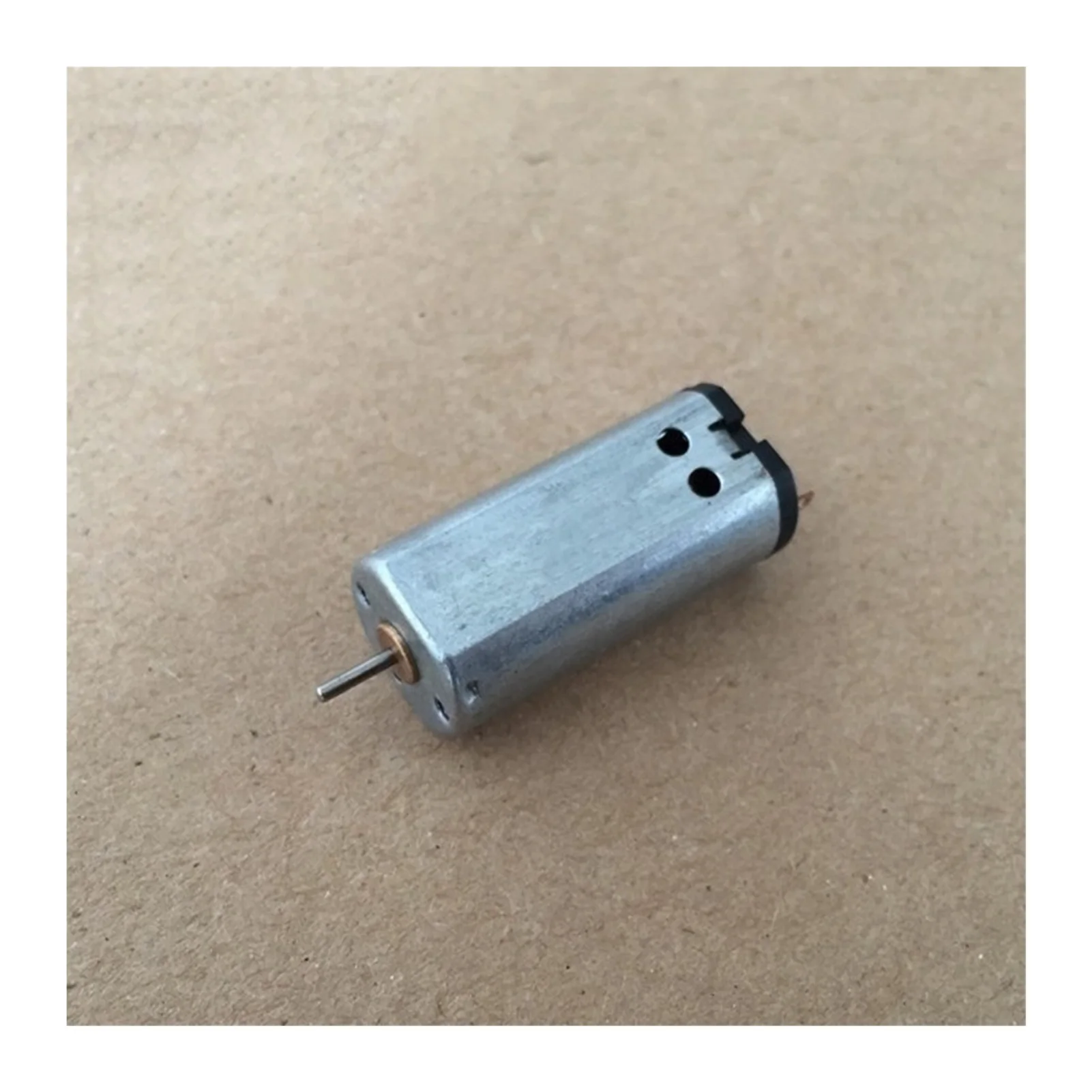 Modle Airplane Motor, DIY Toy Hobby Motor, Strong Magnetic 3.7V 7.4V DC Motor, High Speed N50 DC Motor
Modle Airplane Motor, DIY Toy Hobby Motor, Strong Magnetic 3.7V 7.4V DC Motor, High Speed N50 DC Motor