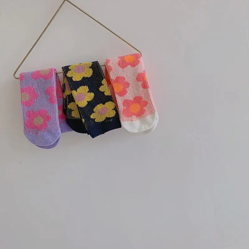 1pc Baby Knee High Socks Dot Flower Straight Plate Heelless Children Socks Cotton Long Socks for Baby Boys Girls 2-12Year Random
1pc Baby Knee High Socks Dot Flower Straight Plate Heelless Children Socks Cotton Long Socks for Baby Boys Girls 2-12Year Random