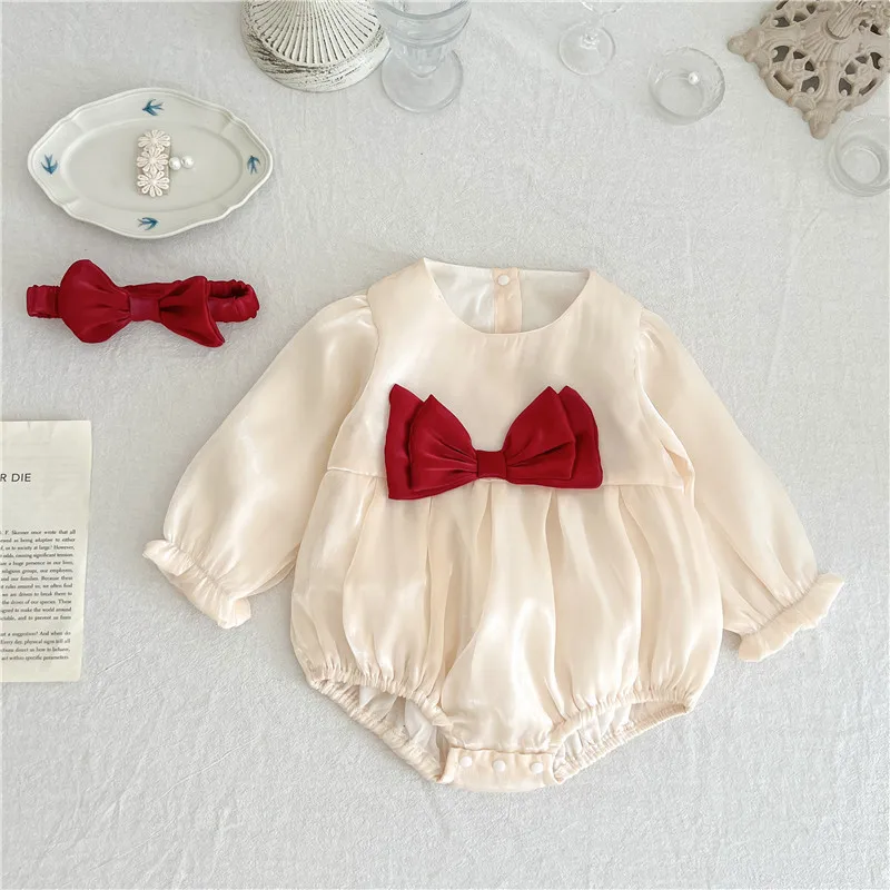 Spring Autumn Long Sleeve Baby Girl Princess Clothes Fairy Cream Pure Romper Red Bow-tie Headband 2 Pieces Girls Clothes Sets
Spring Autumn Long Sleeve Baby Girl Princess Clothes Fairy Cream Pure Romper Red Bow-tie Headband 2 Pieces Girls Clothes Sets