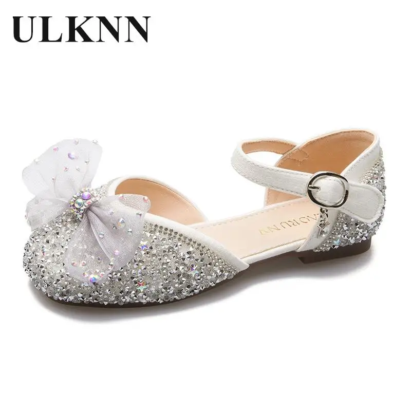 Girl Dress Shoes Princess Girls Shiny Shoes 2022 Children Summer New Hollow Baotou Slipper Sandals For Girls Silver Bow 25-35
Girl Dress Shoes Princess Girls Shiny Shoes 2022 Children Summer New Hollow Baotou Slipper Sandals For Girls Silver Bow 25-35