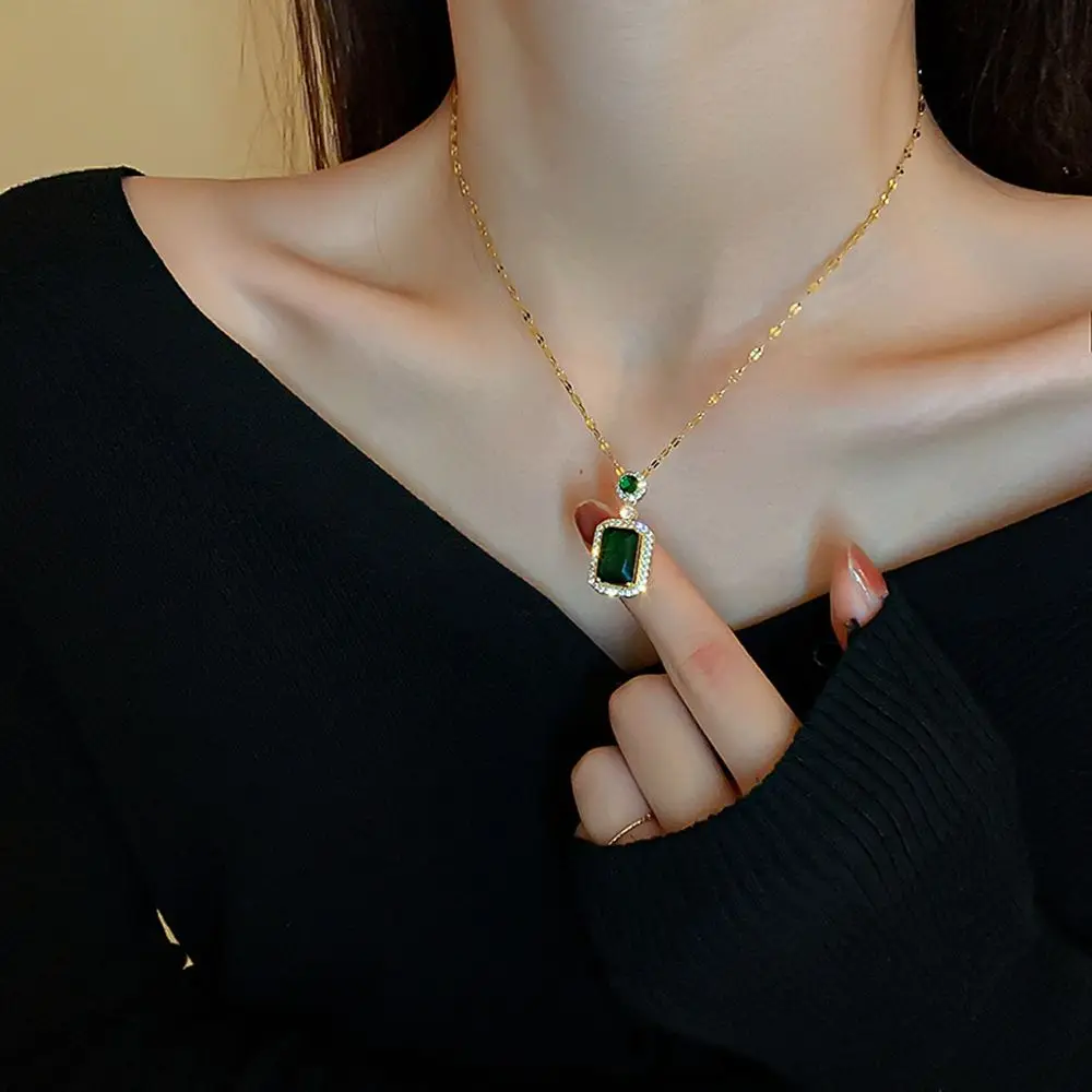 Gift Square Gems Geometry Green Sweater Chain Korean Style Necklace Women Necklace Rhinestone Ring Female Earring
Gift Square Gems Geometry Green Sweater Chain Korean Style Necklace Women Necklace Rhinestone Ring Female Earring