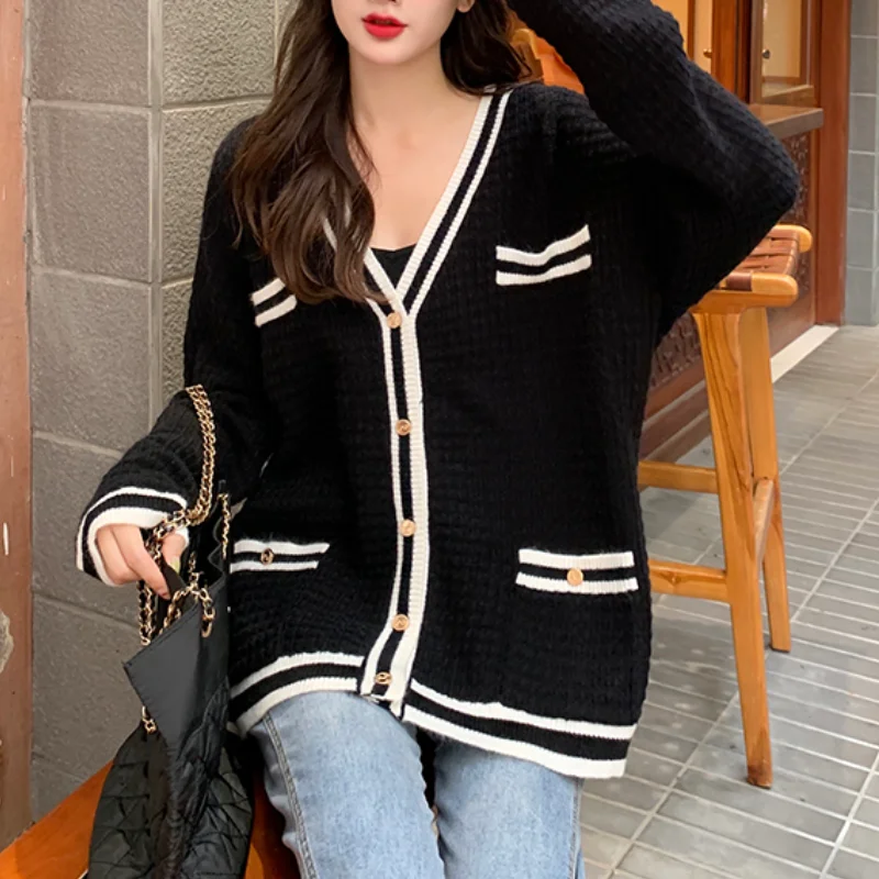 Elegant Knitted Coat Women Casual Korean Fashion Sweater Y2k Cardigan Long Sleeve Loose Vintage Jacket Sweet Pure Color Clothing
Elegant Knitted Coat Women Casual Korean Fashion Sweater Y2k Cardigan Long Sleeve Loose Vintage Jacket Sweet Pure Color Clothing