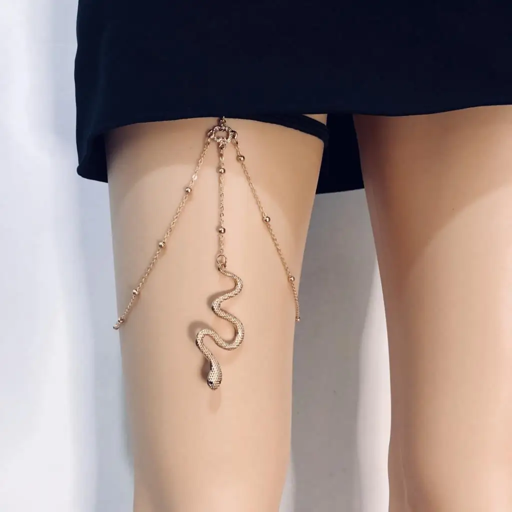 Retro national fashion snake leg chain female Bohemian sexy water drop Snake Pendant Chain beach leg chain body jewelry
Retro national fashion snake leg chain female Bohemian sexy water drop Snake Pendant Chain beach leg chain body jewelry