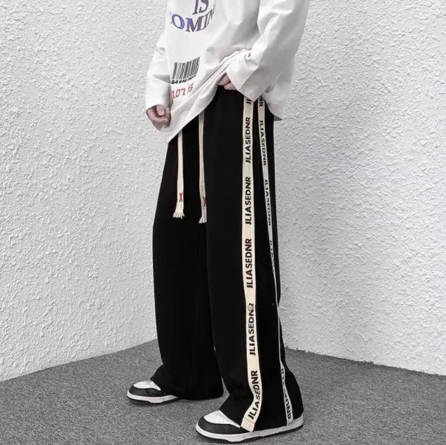 2022 Spring New Korean Version of Hip-hop Pants Men's High Street Tide Ruffian Handsome Loose Straight Wide-leg Pants All-match
2022 Spring New Korean Version of Hip-hop Pants Men's High Street Tide Ruffian Handsome Loose Straight Wide-leg Pants All-match