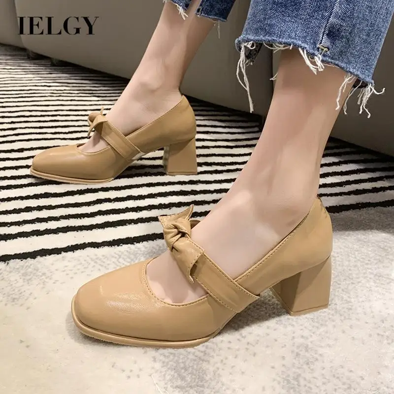 IELGY ladies Korean high heels bowknot French one-line buckle
IELGY ladies Korean high heels bowknot French one-line buckle