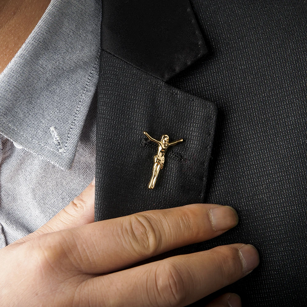 Christianity Crucifixion of Jesus Brooch for Men Stainless Steel Vintage Religious Jewelry Prayer Collar Pin Badge Accessories
Christianity Crucifixion of Jesus Brooch for Men Stainless Steel Vintage Religious Jewelry Prayer Collar Pin Badge Accessories