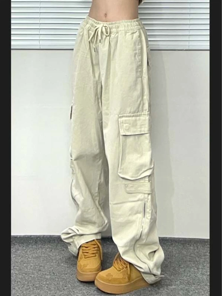 Autumn Casual Cargo Pants Women High Waist Streetwear Fashion Loose Straight Pants Baggy Wide Leg Big Pocket Chic Trousers 2022
Autumn Casual Cargo Pants Women High Waist Streetwear Fashion Loose Straight Pants Baggy Wide Leg Big Pocket Chic Trousers 2022