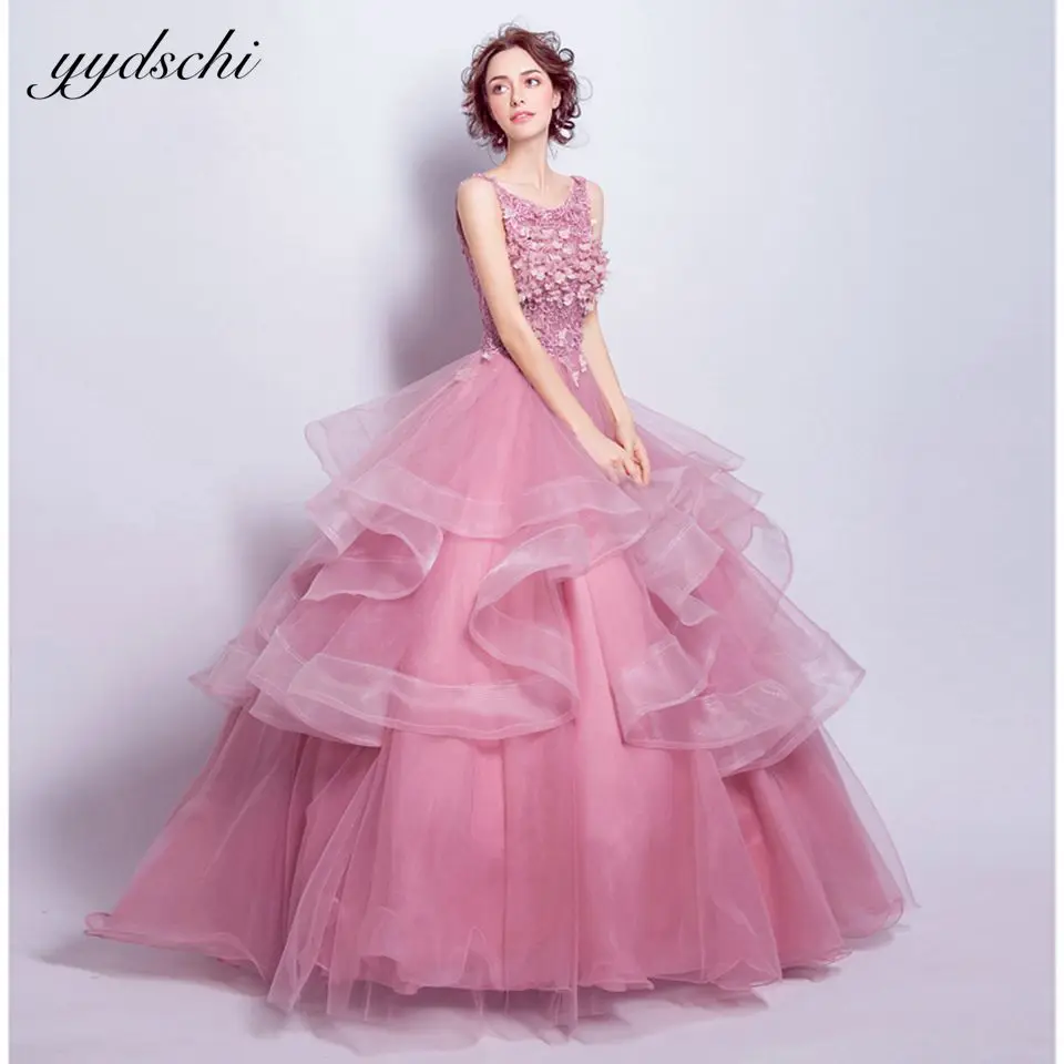 New Arrival Quinceanera Evening Dresses Scoop Neck Sleeveless Tulle Appliques Tiered 3D Flowers Lace Up Back Prom Gowns 2022
New Arrival Quinceanera Evening Dresses Scoop Neck Sleeveless Tulle Appliques Tiered 3D Flowers Lace Up Back Prom Gowns 2022