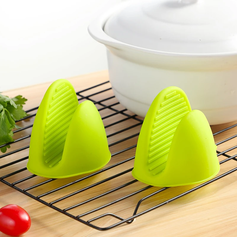1PC Silicone Anti-scalding Oven Glove Mitts Potholder Kitchen BBQ Glove Tray Pot Dish Bowl Holder Oven Handschoen Hand Clip
1PC Silicone Anti-scalding Oven Glove Mitts Potholder Kitchen BBQ Glove Tray Pot Dish Bowl Holder Oven Handschoen Hand Clip