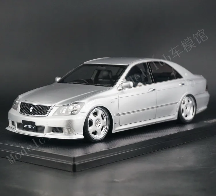 IG 1:18 для Toyota Crown Athlete GRS180 VIP Ограниченная серия имитация полимерного сплава статическая модель автомобиля игрушка подарок
IG 1:18 для Toyota Crown Athlete GRS180 VIP Ограниченная серия имитация полимерного сплава статическая модель автомобиля игрушка подарок
