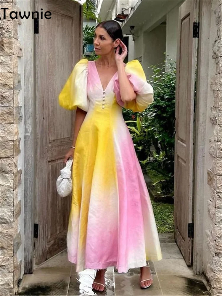 Tawnie Rainbow Dress For Women Puff Sleeve Backless Deep V-neck Button Fashion High Waist Dresses Pleated A-line Vacation Robe
Tawnie Rainbow Dress For Women Puff Sleeve Backless Deep V-neck Button Fashion High Waist Dresses Pleated A-line Vacation Robe