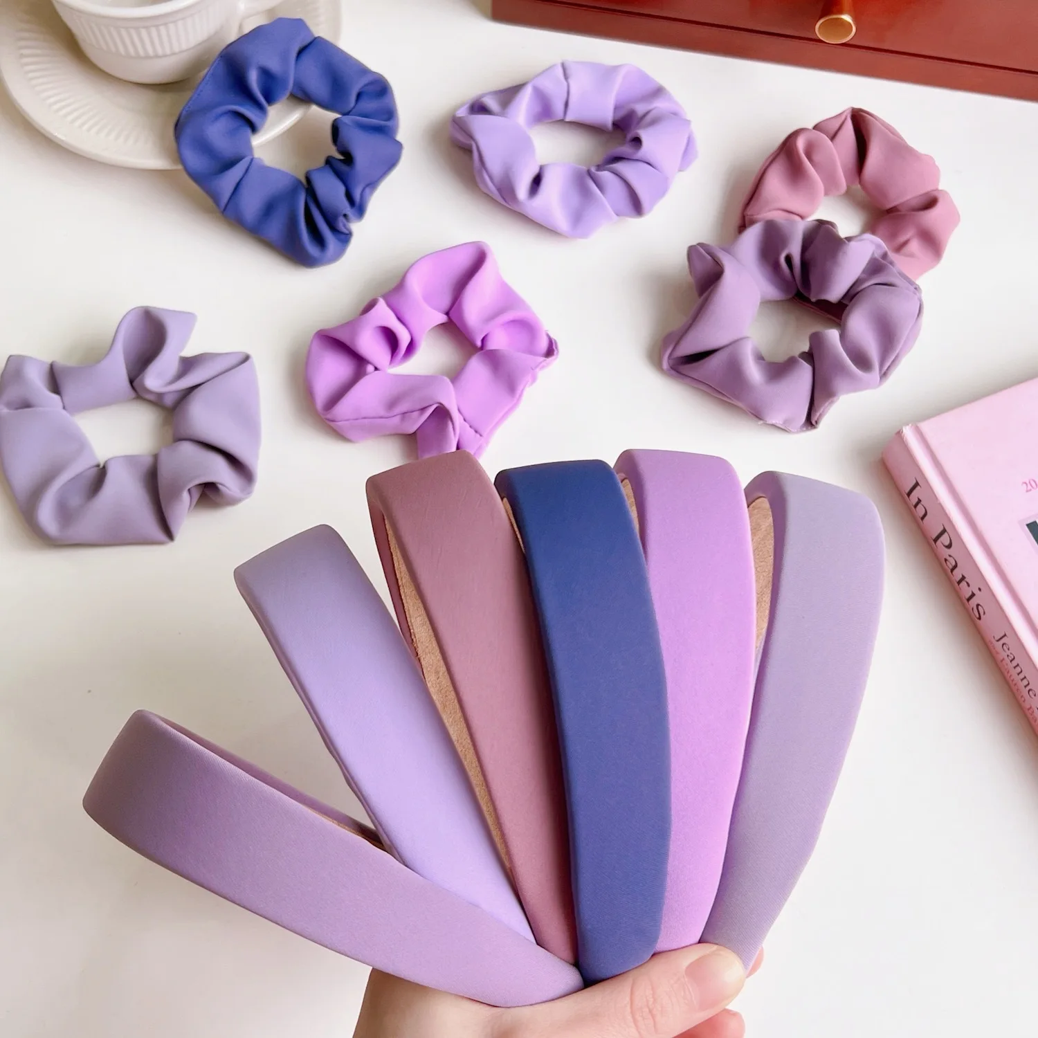 Retro French Hair Bands Large Colon Hair Band High Elastic Rubber Band Hair Hoop Soft Purple Hair Band Girls Accessories
Retro French Hair Bands Large Colon Hair Band High Elastic Rubber Band Hair Hoop Soft Purple Hair Band Girls Accessories