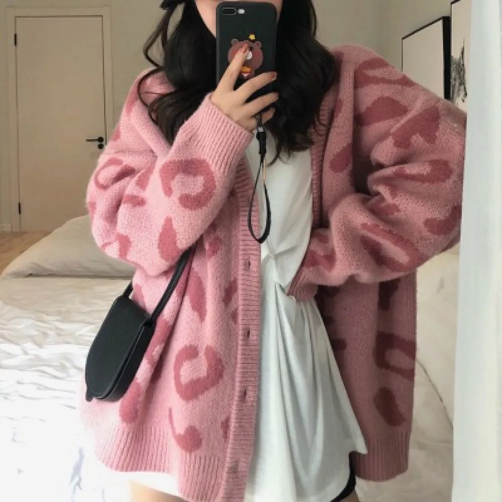 V-neck Leopard Sweater Women Wear Korean Version Loose Wool Knitted Cardigan Coat In Autumn And Winter Jackets
V-neck Leopard Sweater Women Wear Korean Version Loose Wool Knitted Cardigan Coat In Autumn And Winter Jackets