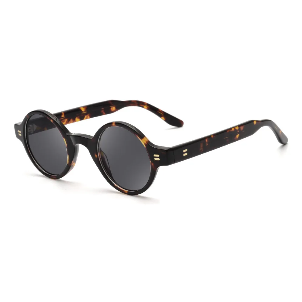 2022 New Beach Fashion Luxury Retro Punk Trend Senior Sunglasses Round Plate Sunglasses Men and Women Brand Designer UV400
2022 New Beach Fashion Luxury Retro Punk Trend Senior Sunglasses Round Plate Sunglasses Men and Women Brand Designer UV400
