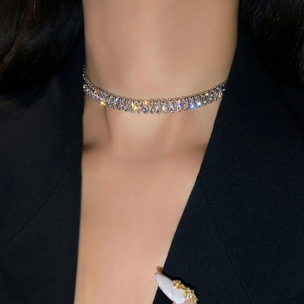 Adjustable Simple Lightweight Choker Collar Inlaid Cubic Zirconia Wedding Choker Necklace Jewelry Gift
Adjustable Simple Lightweight Choker Collar Inlaid Cubic Zirconia Wedding Choker Necklace Jewelry Gift