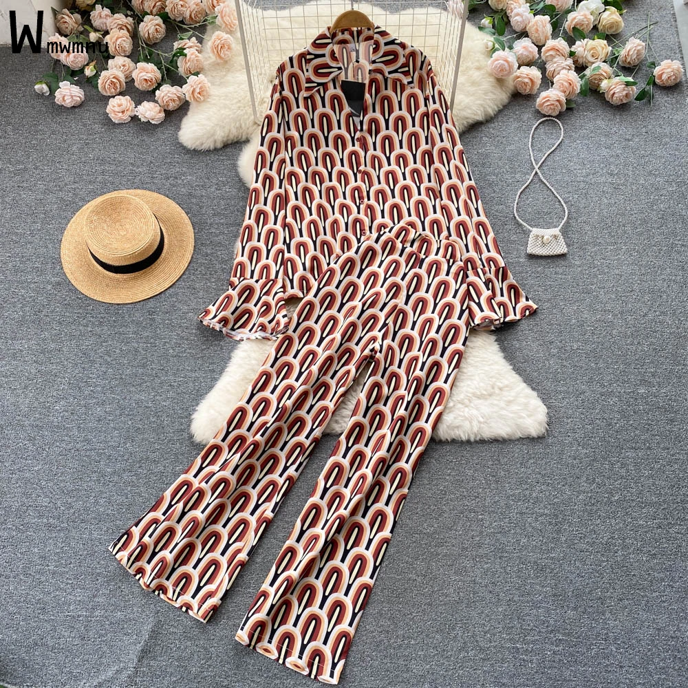 Повседневная рубашка в богемном стиле, дизайнерская шикарная Роскошная блузка с длинным рукавом и мешковатые широкие брюки, спортивные костюмы, комплект из двух предметов
Повседневная рубашка в богемном стиле, дизайнерская шикарная Роскошная блузка с длинным рукавом и мешковатые широкие брюки, спортивные костюмы, комплект из двух предметов