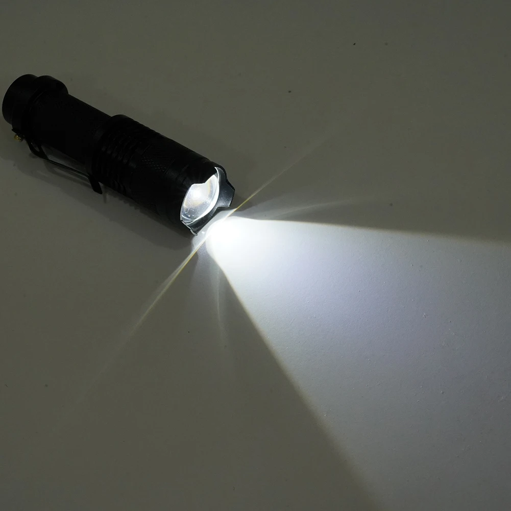 Portable Mini Handheld Powerful LED Flashlight Q5 LED Long-range Strong Light Tactical Pocket Flashlight Bright
Portable Mini Handheld Powerful LED Flashlight Q5 LED Long-range Strong Light Tactical Pocket Flashlight Bright