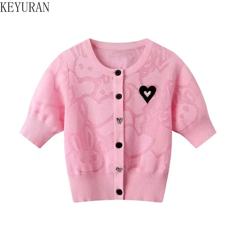 2022 Summer New Pink Love Jacquard Knitted Cardigan Women's Short-sleeved Sweater T-shirt Woman All-match Slim Knitwear Crop Top
2022 Summer New Pink Love Jacquard Knitted Cardigan Women's Short-sleeved Sweater T-shirt Woman All-match Slim Knitwear Crop Top