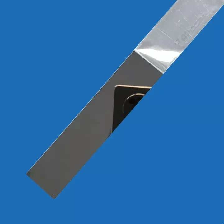 Зеркальные наклейки на стену из нержавеющей стали
Зеркальные наклейки на стену из нержавеющей стали