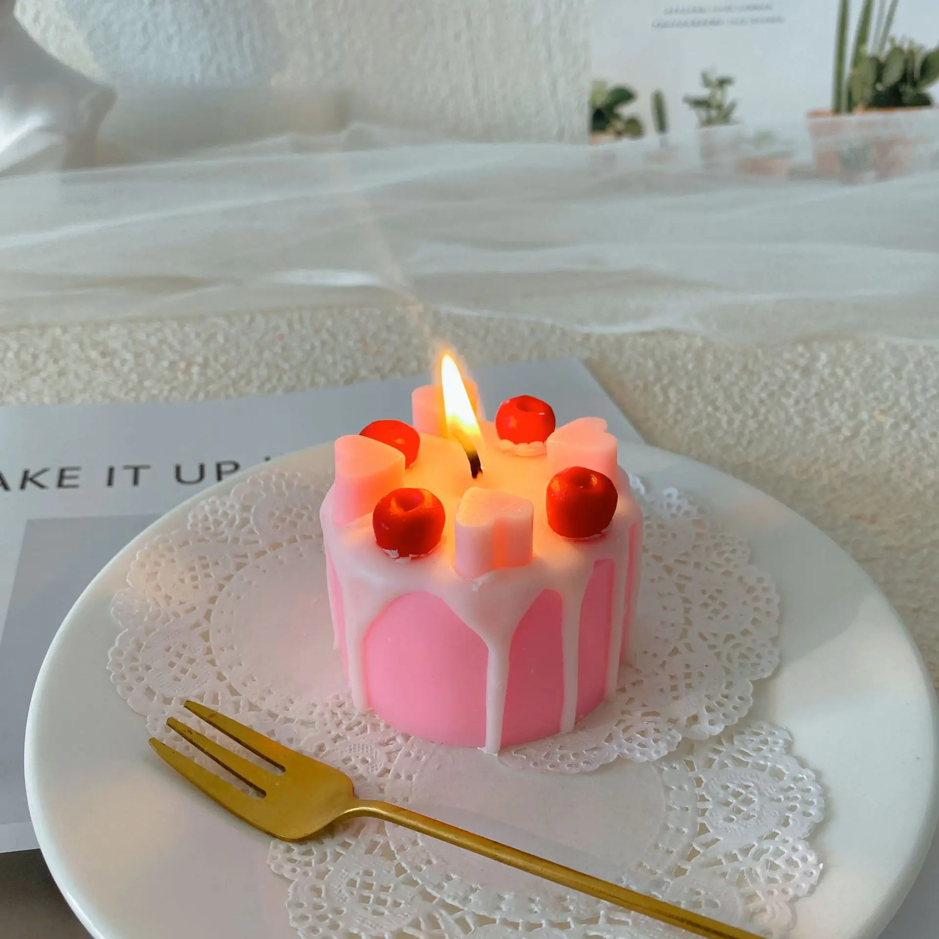 Cake Shape Fragrant Candle Cute Party Birthday Gift Box Creative Ornament Home Decoration Scented Candles Decor Souvenir
Cake Shape Fragrant Candle Cute Party Birthday Gift Box Creative Ornament Home Decoration Scented Candles Decor Souvenir