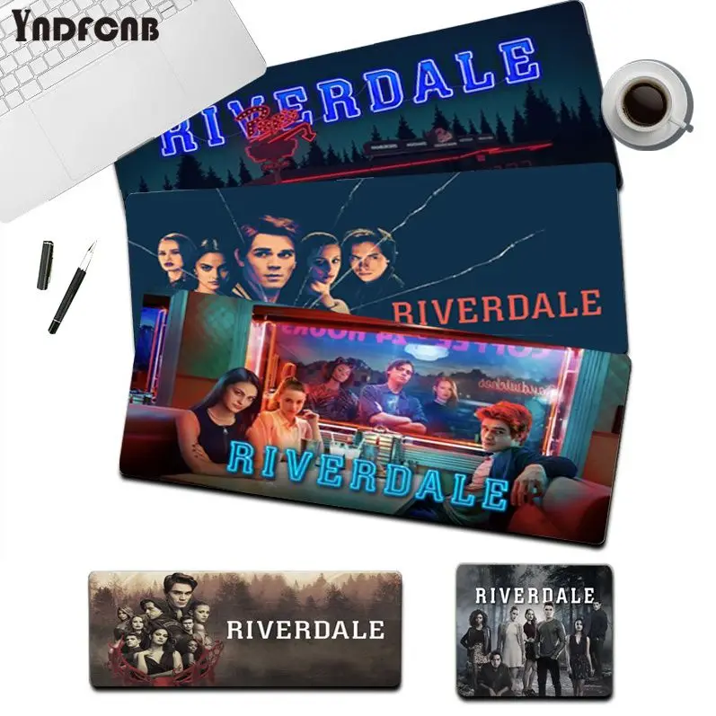 

Riverdale Vintage Cool Keyboards Mat Rubber Gaming mousepad Desk Mat Size for Cs Go LOL Game Player PC Computer Laptop