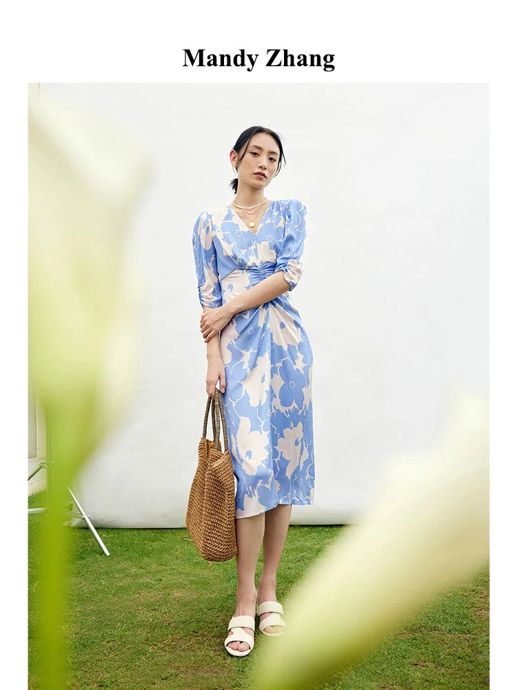 Blue Silk Waist Pulling Dress for Women Summer Light Mature Small Design High Grade Silkworm Silk Skirt 
Blue Silk Waist Pulling Dress for Women Summer Light Mature Small Design High Grade Silkworm Silk Skirt