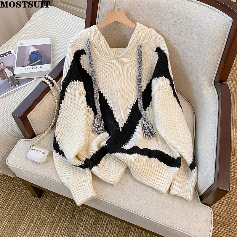 Letter Jacquard Loose Sweater Women 2022 Autumn Winter Hooded Pullover Tops Long Sleeve Thicken Oversized Vintage Female Jumpers
Letter Jacquard Loose Sweater Women 2022 Autumn Winter Hooded Pullover Tops Long Sleeve Thicken Oversized Vintage Female Jumpers