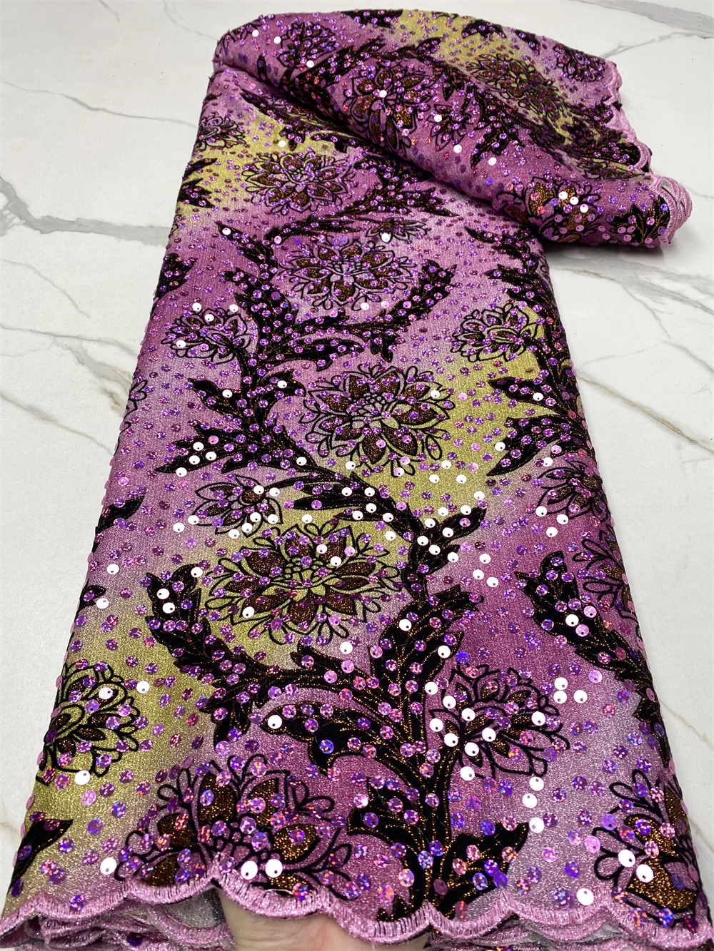 African Lace Fabric 2022 French Velvet Lace Fabric Bridal High Quality Sequins Lace Material For Women Dress Sewing
African Lace Fabric 2022 French Velvet Lace Fabric Bridal High Quality Sequins Lace Material For Women Dress Sewing