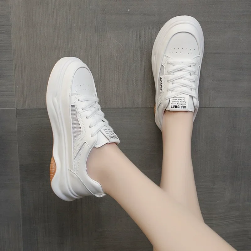 Little White Shoes Women's New Platform Shoes Fashion Versatile Women's Shoes Sports Popular Casual Board Shoes Women Sneakers
Little White Shoes Women's New Platform Shoes Fashion Versatile Women's Shoes Sports Popular Casual Board Shoes Women Sneakers