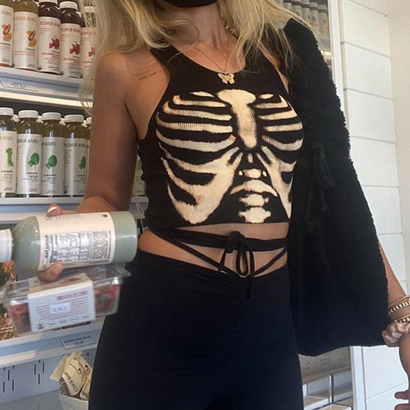 2022 Women Sexy Tank Top Harajuku Vintage Cute Casual Camisole Female Summer Clothes E-girl Aesthetic Mini Vest Streetwear
2022 Women Sexy Tank Top Harajuku Vintage Cute Casual Camisole Female Summer Clothes E-girl Aesthetic Mini Vest Streetwear