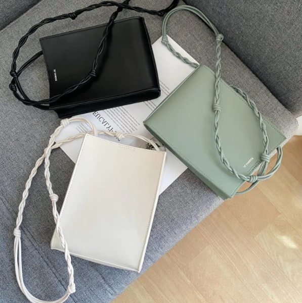 5 Style European Women's Rope Messenger Bag Fashion Trend Letter Generous Bag Rectangular White One Shoulder Straddle Bag Bags
5 Style European Women's Rope Messenger Bag Fashion Trend Letter Generous Bag Rectangular White One Shoulder Straddle Bag Bags