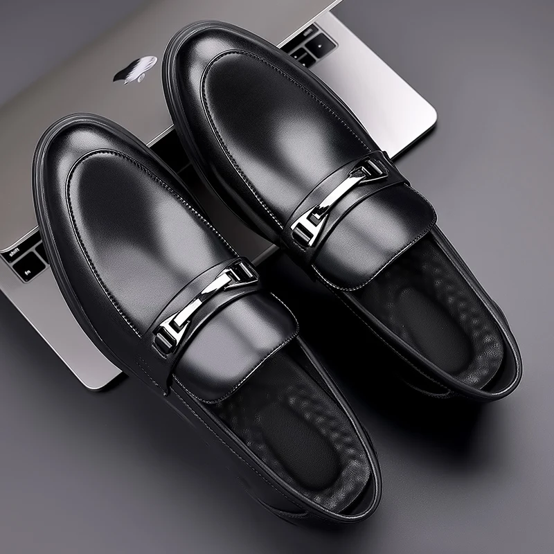 Men Formal Leather Shoes Metal Decoration Business Office Wedding Dress Casual Derby Shoes British Style Loafers Soft Sole Daily
Men Formal Leather Shoes Metal Decoration Business Office Wedding Dress Casual Derby Shoes British Style Loafers Soft Sole Daily
