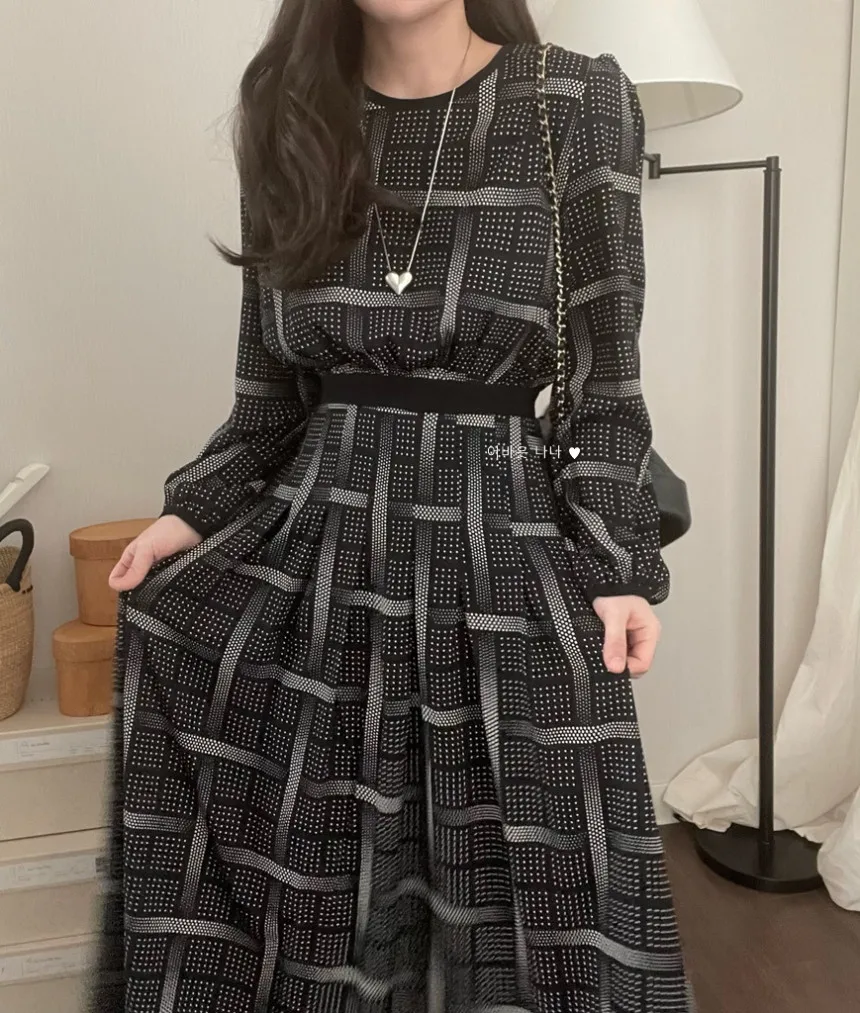 Korean Maxi Dresses Women's Clothing 2023 Vestidos De Mujer O-neck Long Sleeve Vintage Dress Slim Waist Chic Elegant Robe Femme
Korean Maxi Dresses Women's Clothing 2023 Vestidos De Mujer O-neck Long Sleeve Vintage Dress Slim Waist Chic Elegant Robe Femme